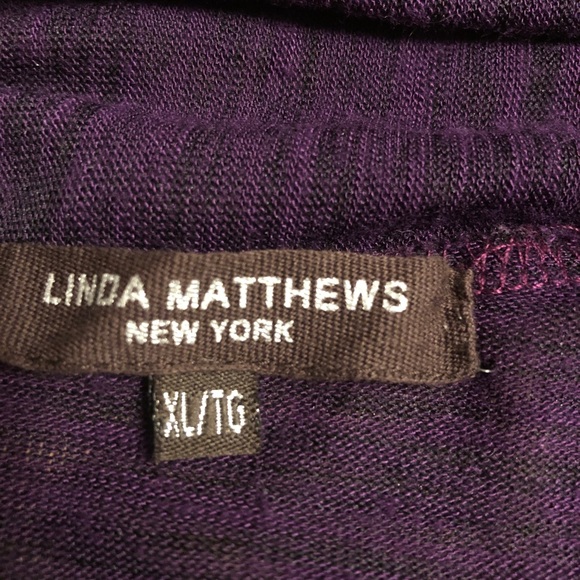Linda Matthews purple/black cardigan. Size X-LARGE but fits more like a M/L. - Picture 3 of 5